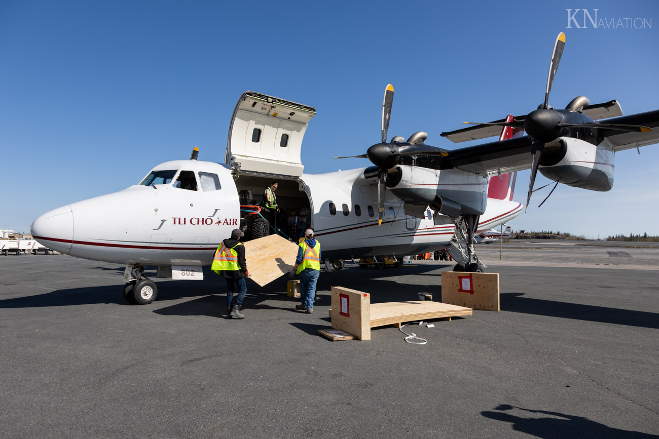 Air Tindi Dash 7 Flight to Lutselk'e