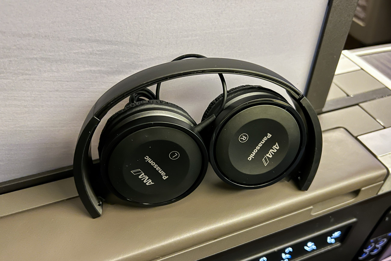 ANA Premium Class Headphones