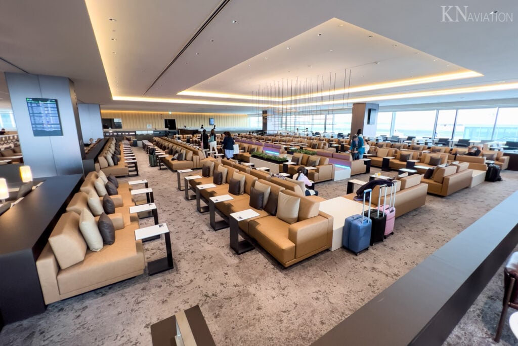 ANA Lounge Haneda Terminal 2 International Seating