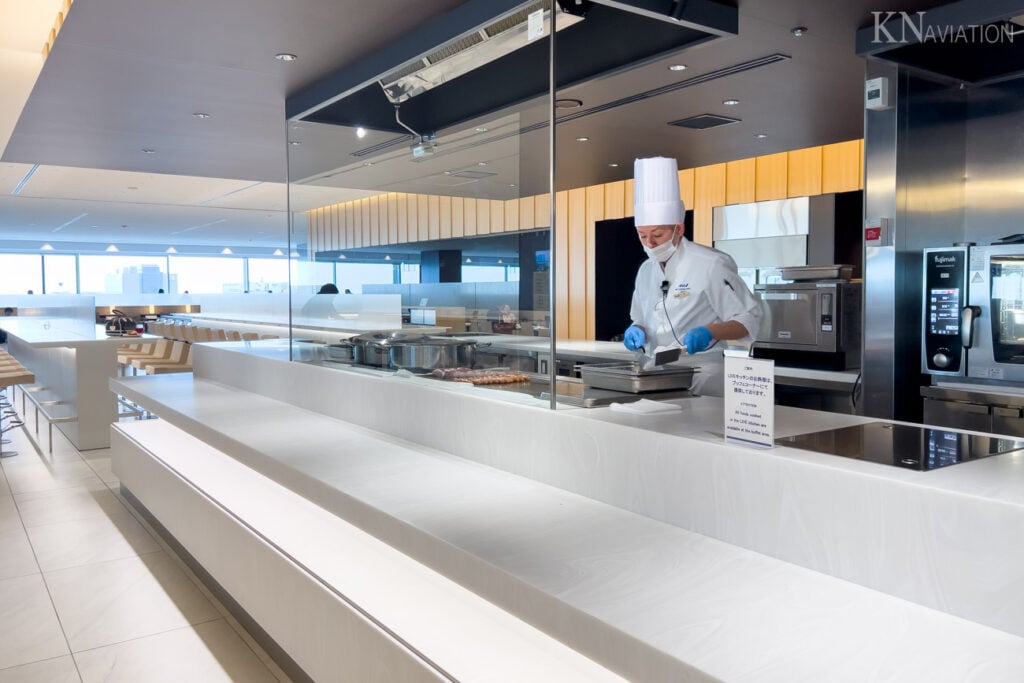 ANA Lounge Haneda Terminal 2 International Live Cooking Station