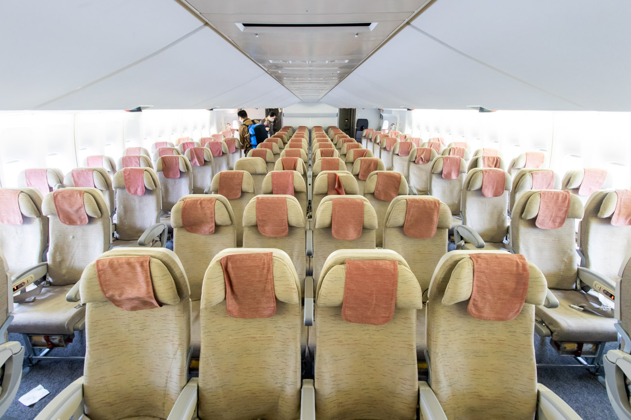 Asiana Airlines Boeing 747-400 Cabin