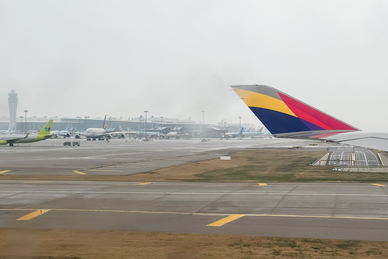 Asiana Airlines Boeing 747-400 and Airbus A380