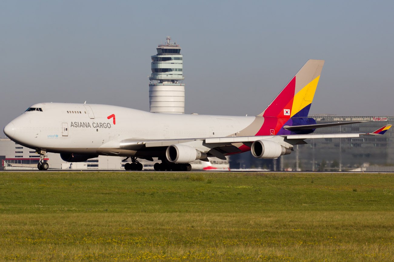 Asiana Airlines 747-400BCF