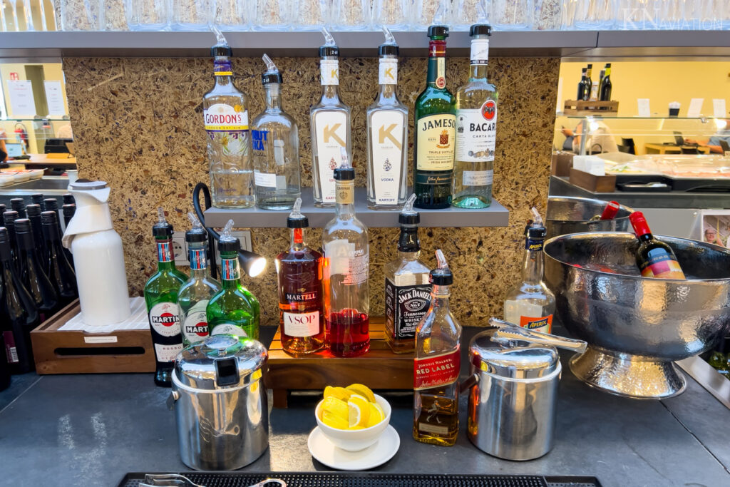 Austrian Senator Lounge Schengen Liquor