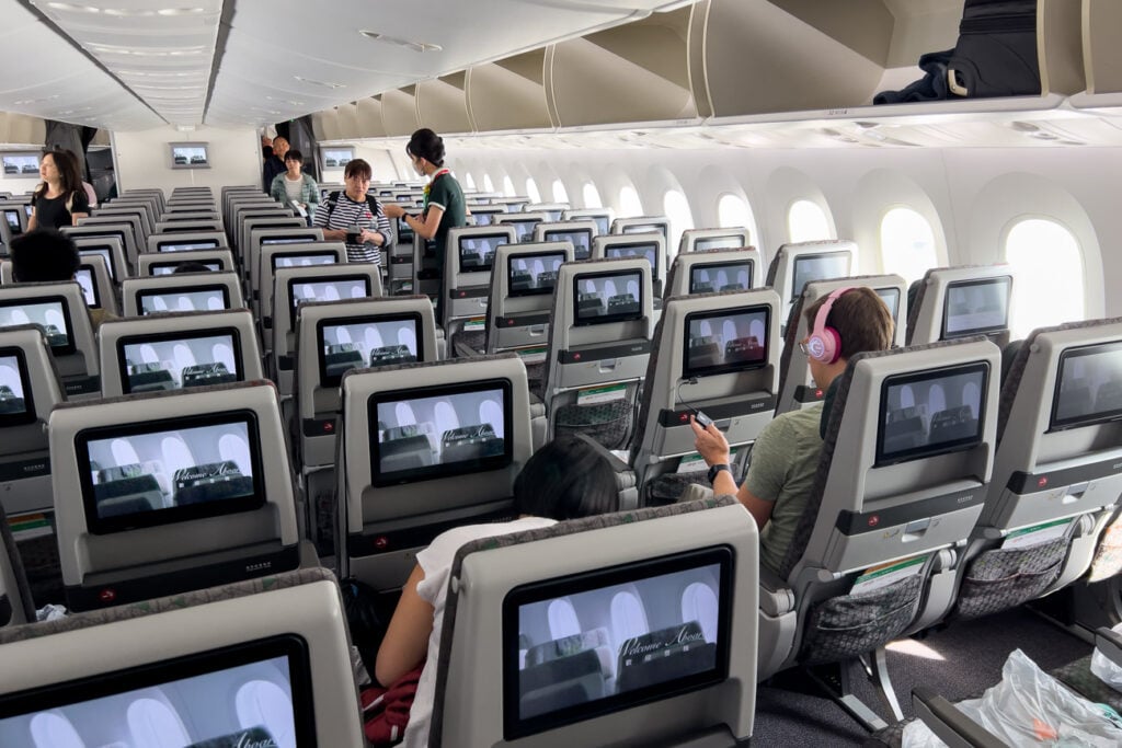 EVA Air 787-9 Economy Class