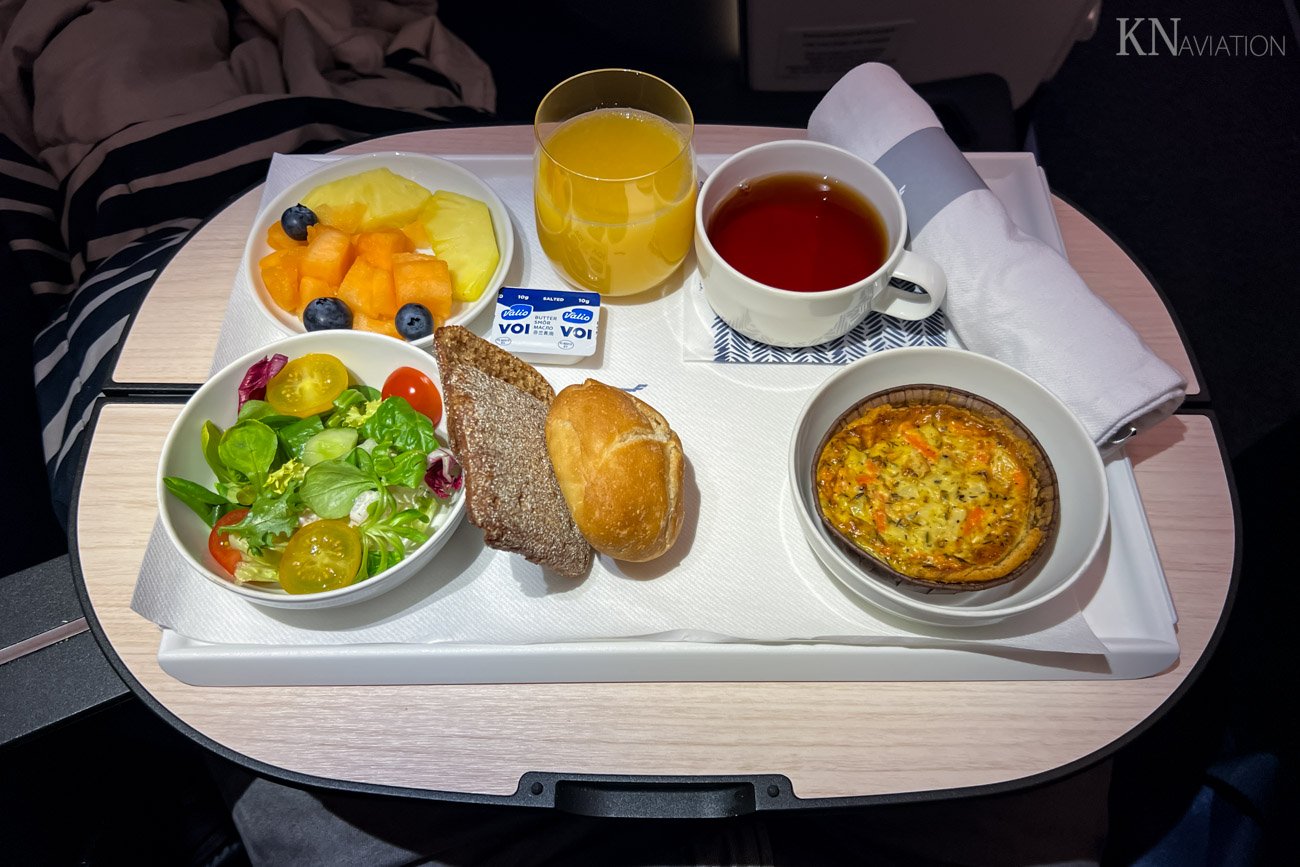 Finnair Revamped Long-Haul Business Class Breakfast