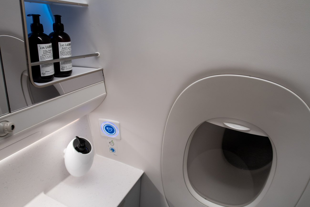 Finnair A350 Business Class Lavatory