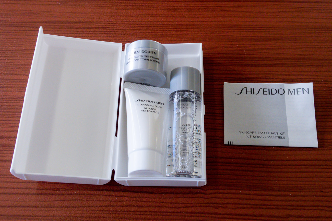 JAL 777-300ER First Class Amenity Kit