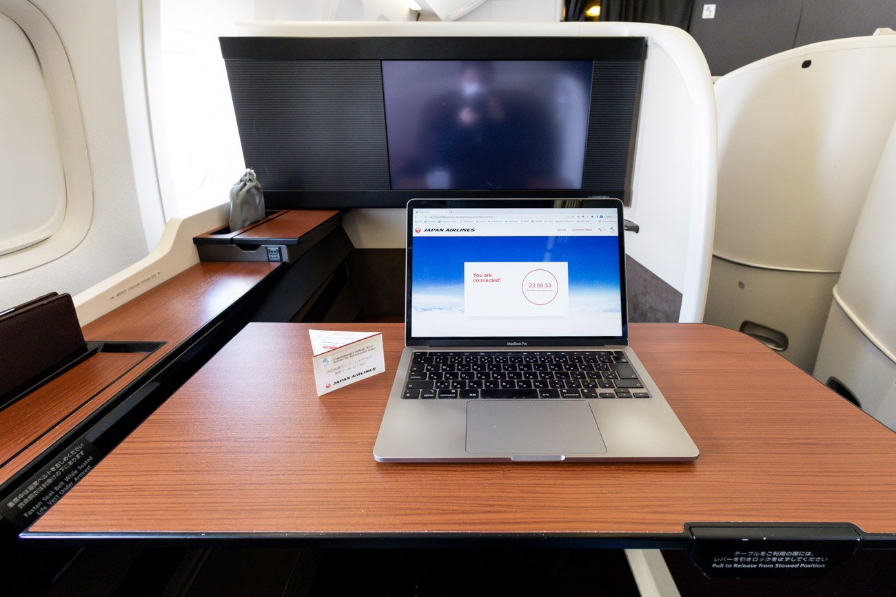 JAL 777-300ER In-Flight Wi-Fi