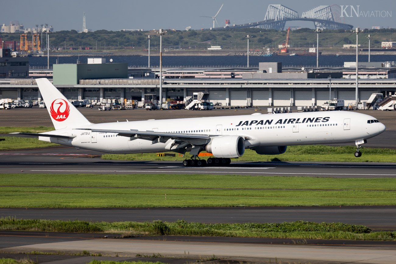 JAL 777-300ER