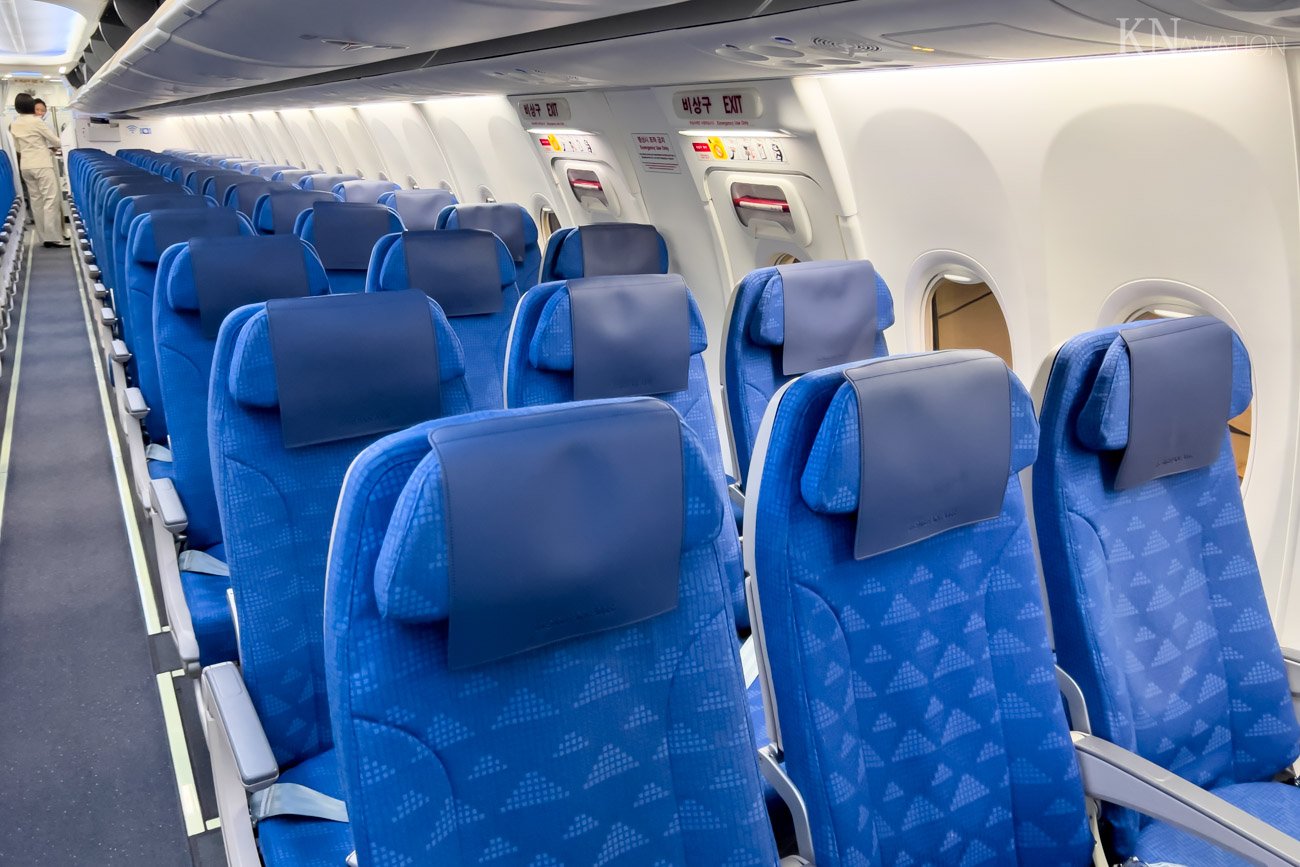 Korean Air 737 MAX 8 Economy Class