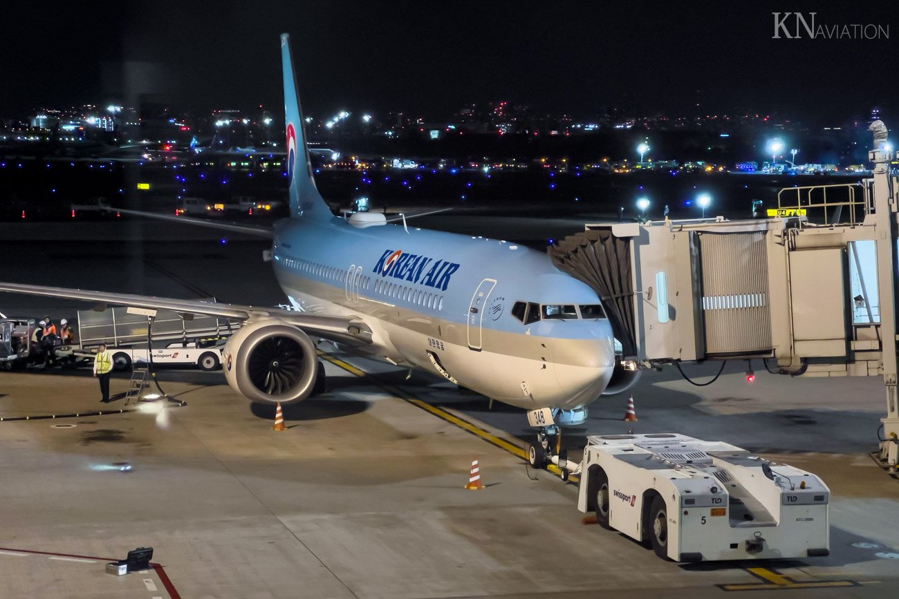 Korean Air 737 MAX 8 at Haneda Airport