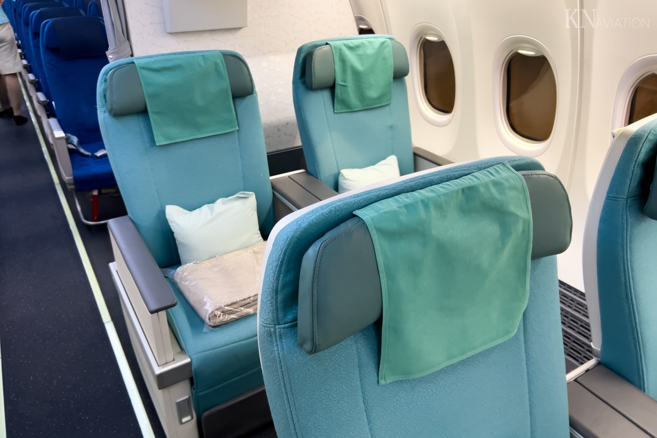 Korean Air 737 MAX 8 Business Class