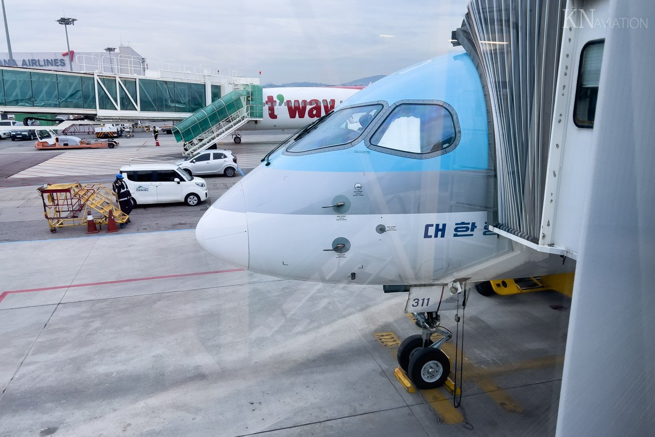 Boarding Korean Air A220