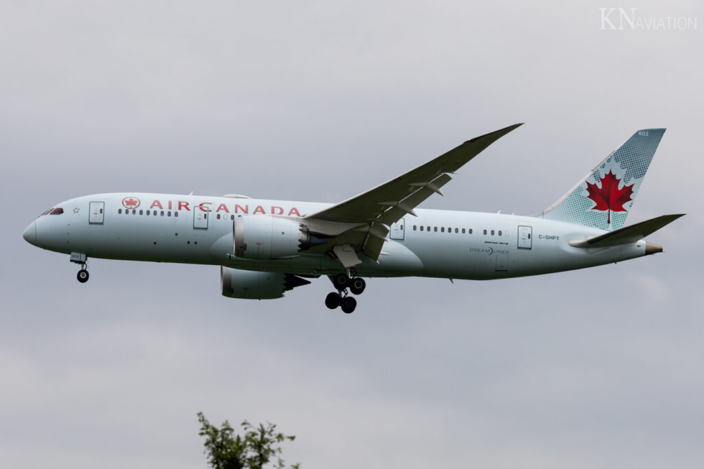 Air Canada 787-8