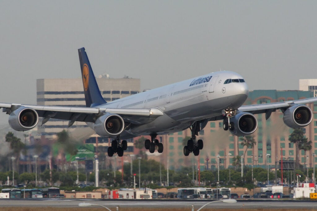 Lufthansa A340-600