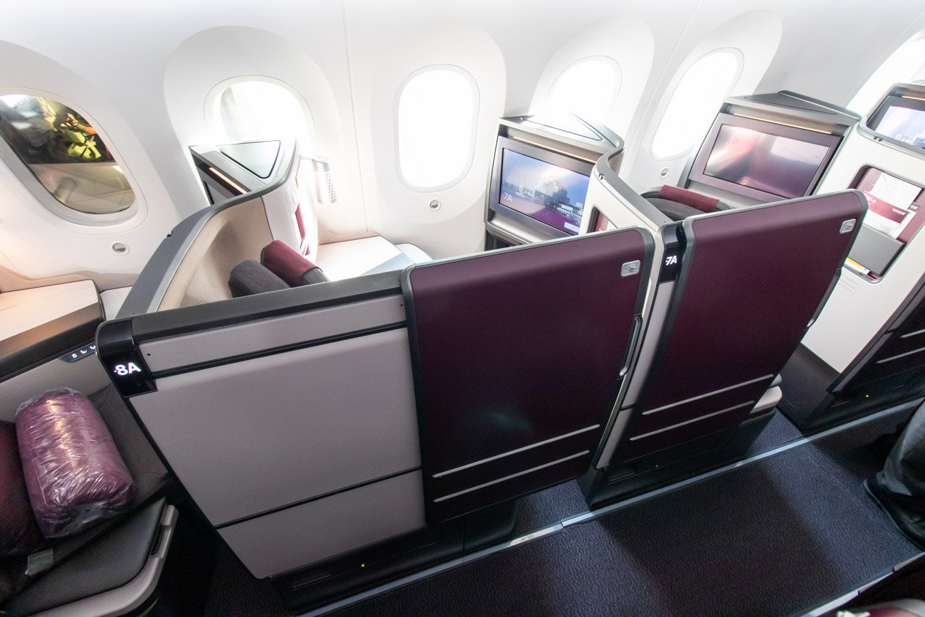 Qatar Airways 787-9 Business Class Suite Door