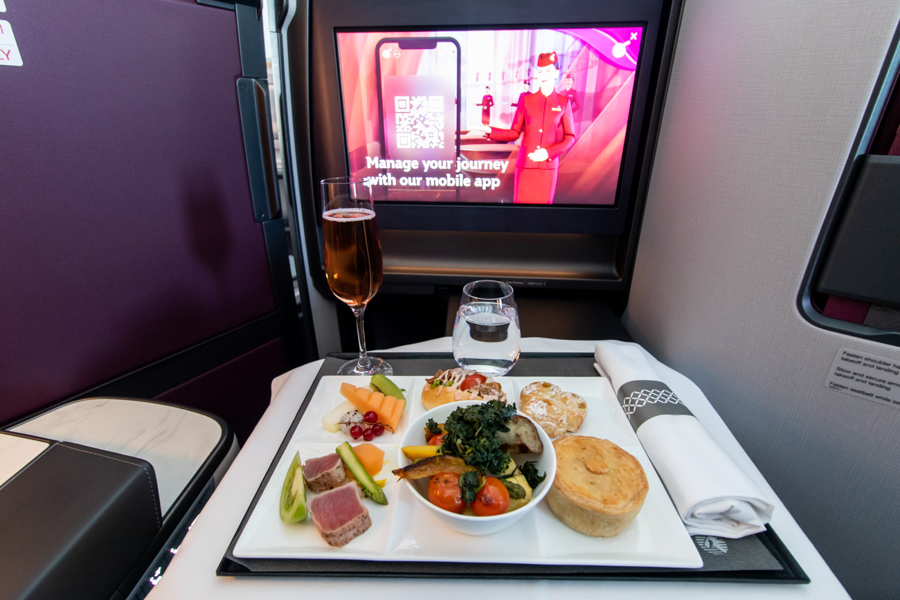 Qatar Airways Medium-Haul Business Class Brunch