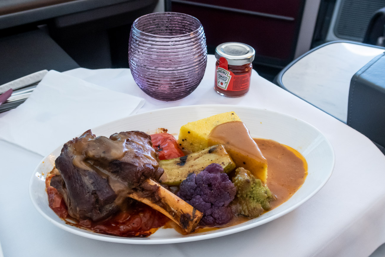 Qatar Airways Medium-Haul Business Class Dine-on-Demand