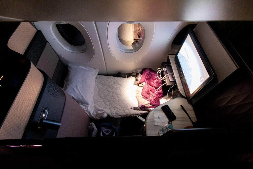 Qatar Airways A350-1000 QSuites Bed