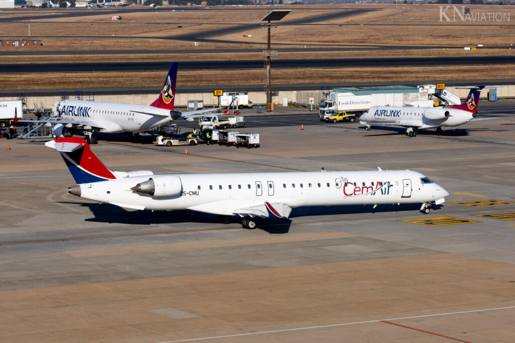 CemAir Bombardier CRJ-900